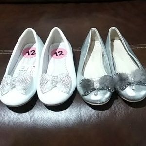 2 Girl flats lot